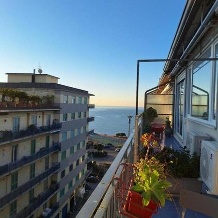 Alta Quota Relax On The Sea Bed & Breakfast Салерно Стая снимка